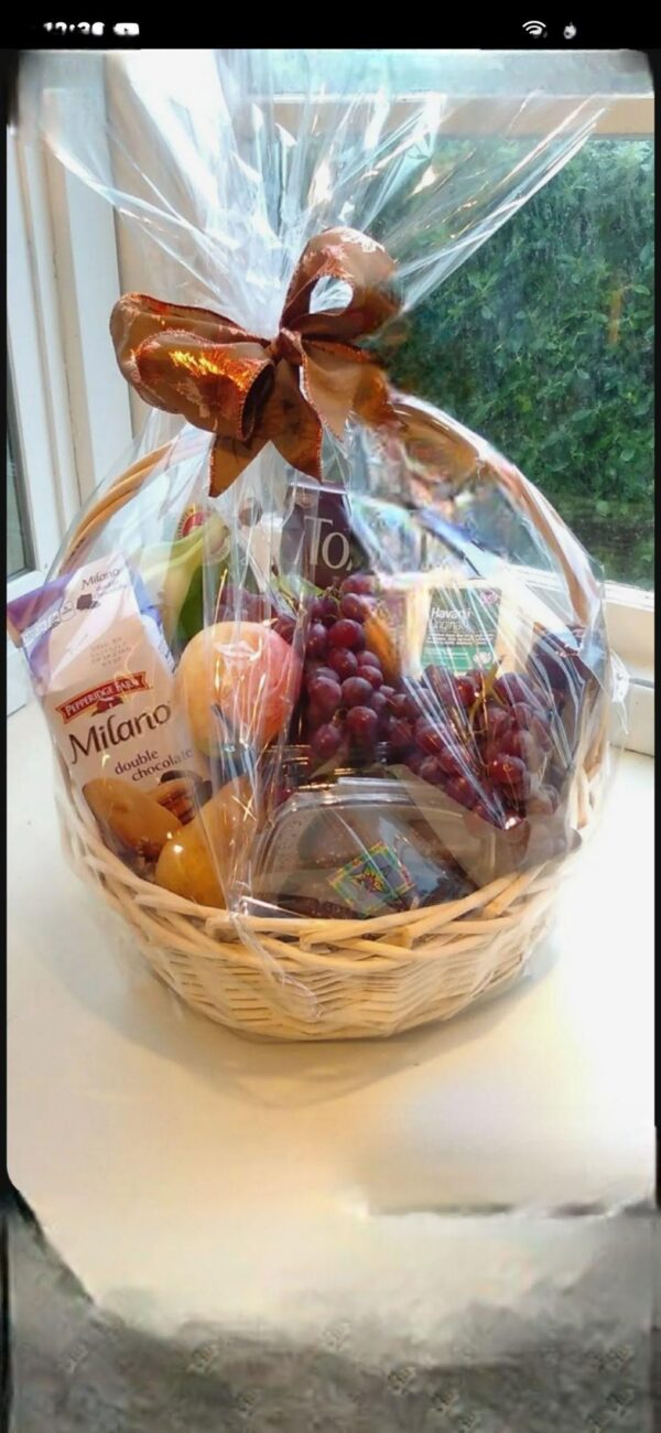Fruit and Snack Hamper