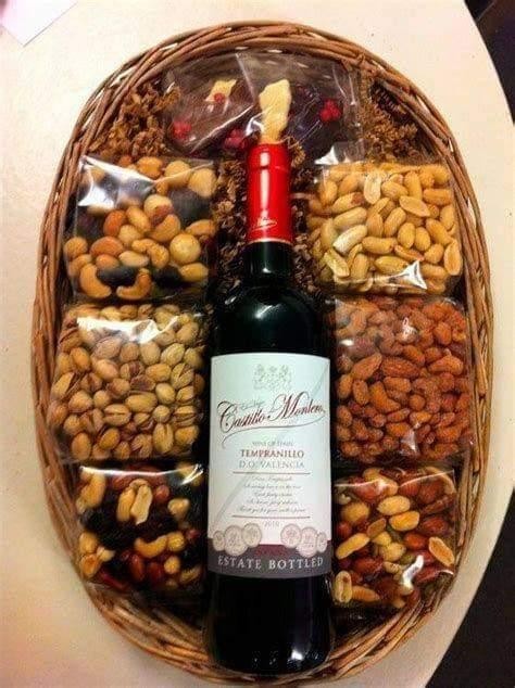 Snack & Wine Hamper